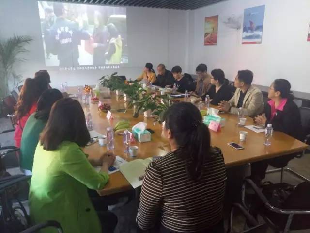 ƽ?j��ng)��ЋD(li��n)���B�T����֡��B�T�҅f(xi��)һ�� �I(l��ng)��(d��o)�W�R��˾���^ָ��(d��o)