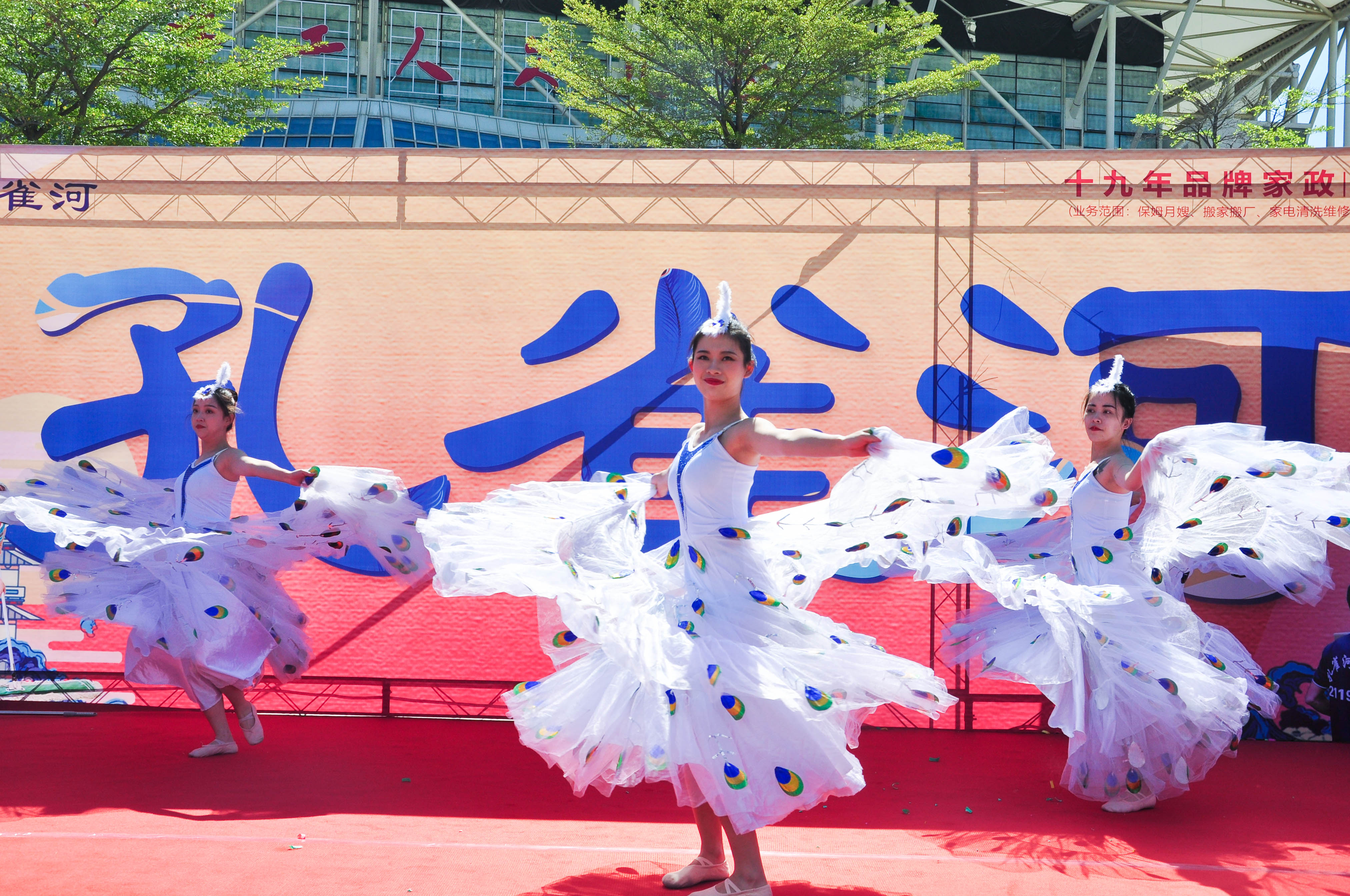 �g��Ц�Z��һ����ʮ�˰���ˇ�R�ψ�������ȸ�������B�T�е����ü�����(ji��)